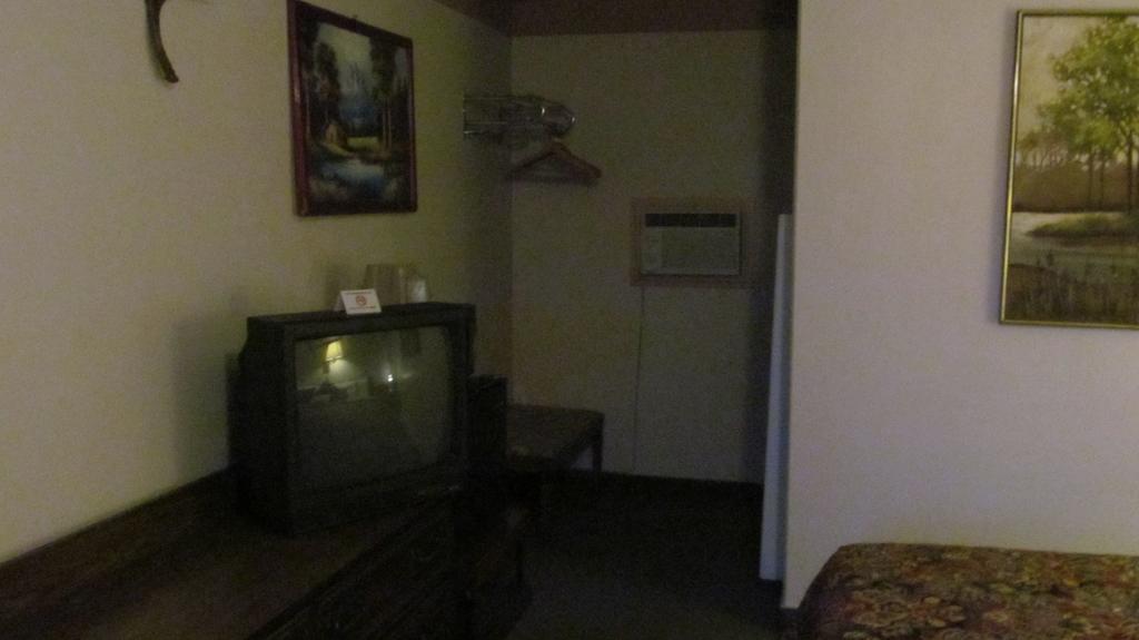 Western Motel Montrose Co Room photo