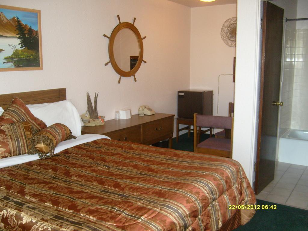 Western Motel Montrose Co Room photo